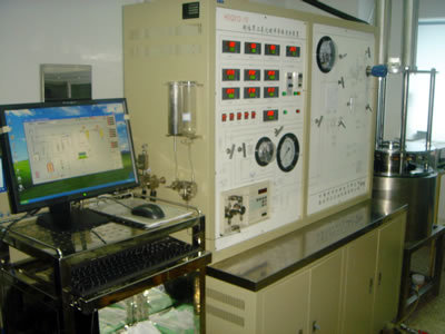 微电子所成功研发超临界二氧化碳无损伤清洗设备